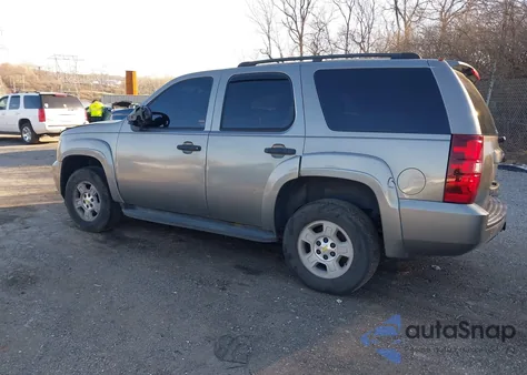 2009 Chevrolet Tahoe Ls z USA, uszkodzony, nr VIN 1GNFK13009R253552